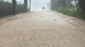 Une route inondée dans le Pas-de-Calais le 2 novembre 2023. 