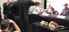 Fury vient défier Klitschko déguisé en Batman