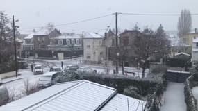 Neige à Chatou, dans les Yvelines - Témoins BFMTV