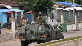 Les forces spéciales guinéennes ont affirmé dimanche 5 septembre 2021 avoir capturé le président Alpha Condé.