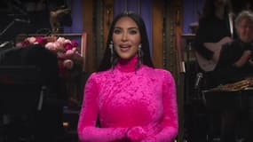 Kim Kardashian sur le plateau de "SNL"