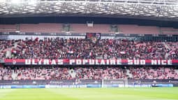 Les supporters de Nice lors de la réception du Paris FC, le 28 septembre 2025.