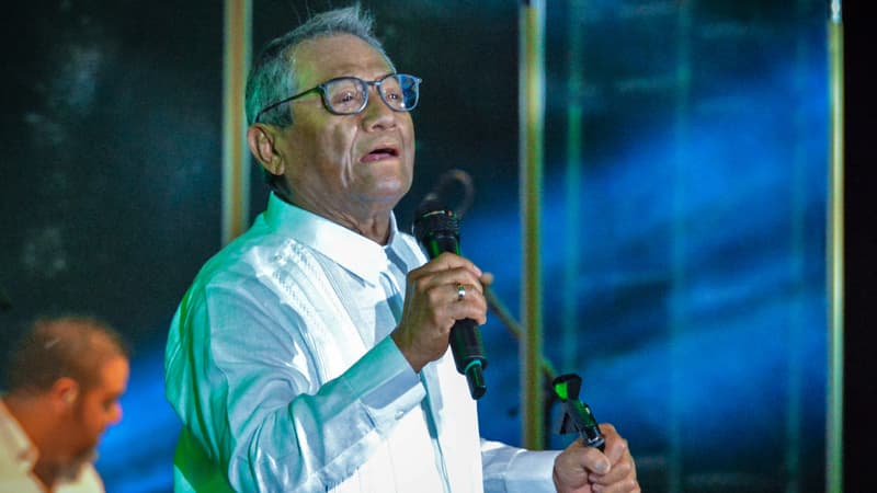 Le chanteur et compositeur mexicain Armando Manzanero en concert à la Havane en 2018.