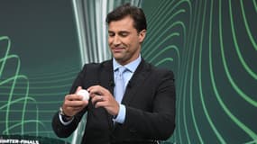 Lorik Cana lors d'un tirage au sort de l'UEFA, à Nyon le 18 mars 2022