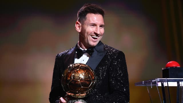 Ballon d'Or : Messi, Lewandowski, Benzema, Ronaldo, qui va remporter le  trophée ? 