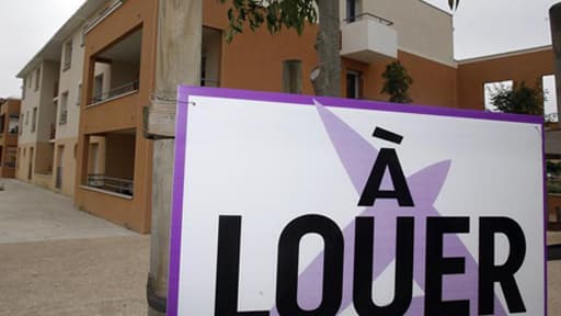 Le couple doit 6400 euros au propriétaire, qui leur a coupé l'eau.