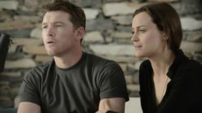 Sam Worthington et Taylor Schilling dans "Titant", disponible en e-cinema le 30 mars