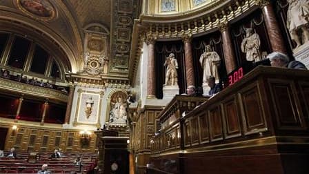 La gauche a conquis dimanche le Sénat, décrochant 177 sièges, soit deux de plus que la majorité absolue à la haute assemblée, qui compte 348 élus. Il s'agit d'une première dans l'histoire de la Ve République. Pour Harlem Désir, premier secrétaire du PS pa