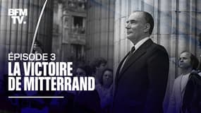 François Mitterrand en haut des marches du Panthéon, le 21 mai 1981, plus d'une semaine après sa victoire historique