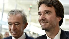 Le fils aîné du milliardaire français Bernard Arnault (à gauche), Antoine Arnault (à droite), a été nommé directeur général de la holding Christian Dior SE, qui contrôle le numéro un mondial du luxe LVMH