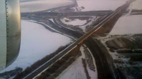 Vue aérienne des environs de Roissy, sous la neige.
