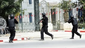Une prise d'otages a lieu dans le célèbre musée du Bardo à Tunis, qui se situe contre le parlement tunisien.