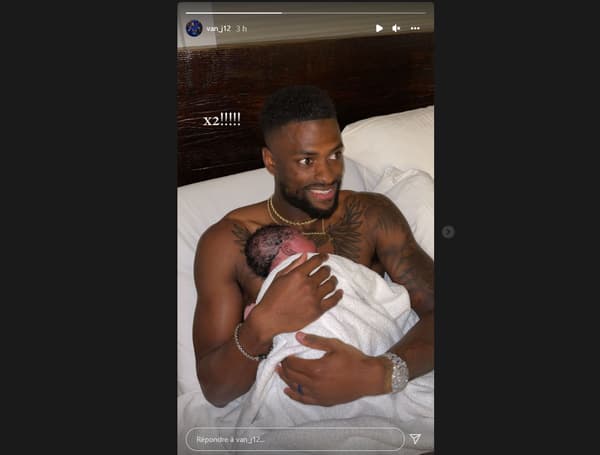 NFL : le joueur des Rams, Van Jefferson et son garçon à la maternité