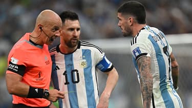 Marciniak et Messi lors de la finale de la Coupe du monde