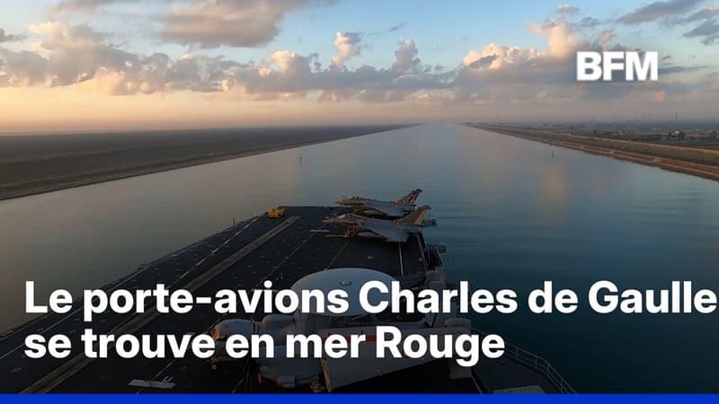 Les images du porte-avions Charles de Gaulle traversant le canal de Suez
