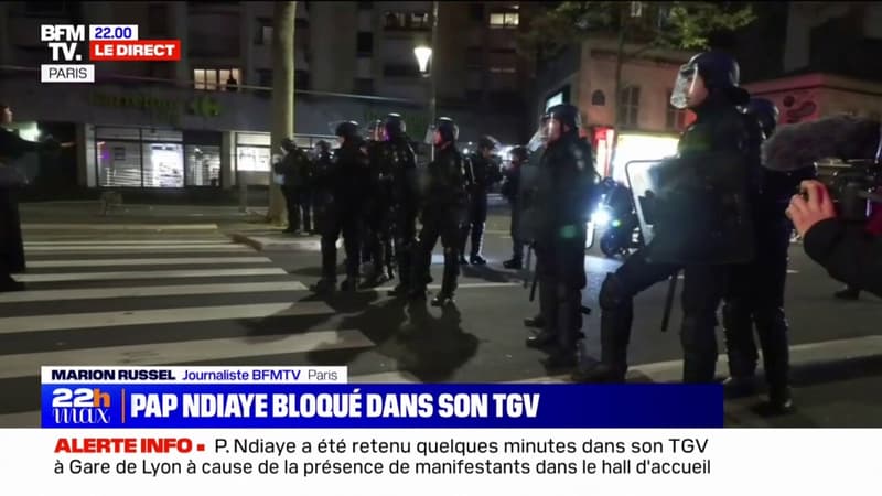 Paris: manifestation nocturne après l'accueil de Pap Ndiaye au son des casseroles à la Gare de Lyon