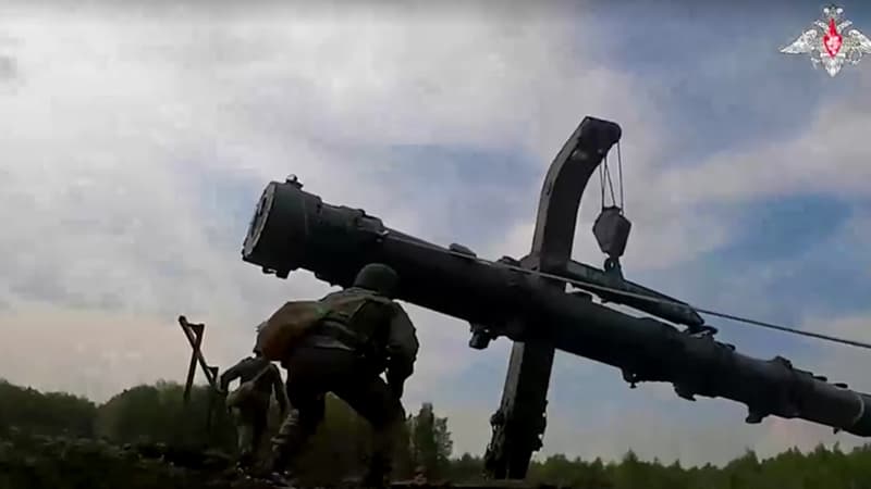 Plus de 65.000 militaires mobilisés, plus de 200 lanceurs de missiles... Les images des exercices des forces nucléaires russes