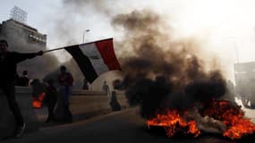Les heurts interviennent au lendemain du deuxième anniversaire du soulèvement qui fit chuter Hosni Moubarak début 2011