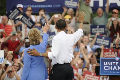 Hillary Clinton et Barack Obama le 27 juin 2008 à Unity dans le New Hampshire Hillary Clinton et Barack Obama le 27 juin 2008 à Unity dans le New Hampshire