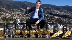 Cristiano Ronaldo et ses trophées