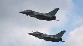 Des avions de chasse Rafale.