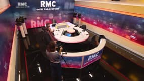 Jean-Luc Mélenchon est-il réellement maltraité par la justice?