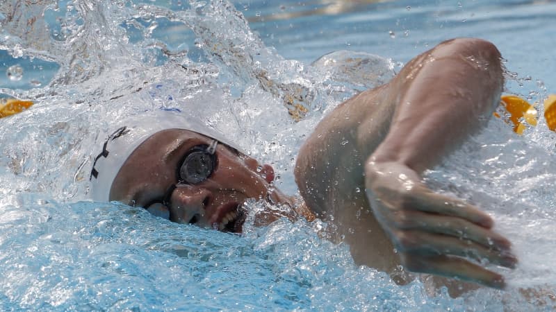 Le nageur français s'est incliné sur 100 m nage libre devant Biedermann. Revanche attendue dimanche sur 200 m