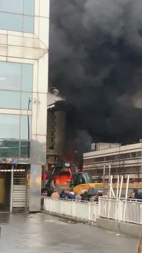 Incendie gare de Lyon ce vendredi - Témoins BFMTV