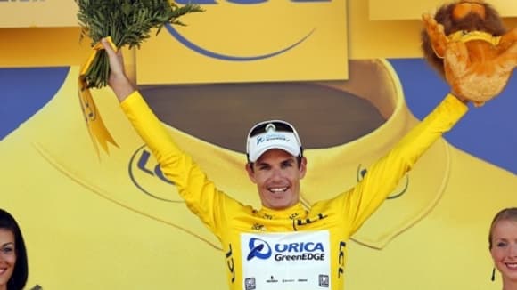 Daryl Impey (Orica-GreenEdge), premier Africain maillot jaune de l'histoire du Tour.
