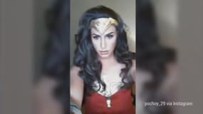 En quelques coups de pinceau, ce blogueur philippin se transforme en Wonder Woman