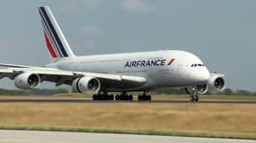 Image tirée d'une vidéo d'Air France, le 26 juillet 2020, d'un Airbus A380 sur une piste de l'aéroport de Roissy-Charles-de-Gaulle (illustration)