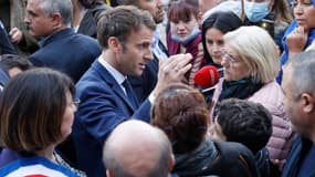Emmanuel Macron en déplacement à Denain (Nord), le 11 avril 2022.