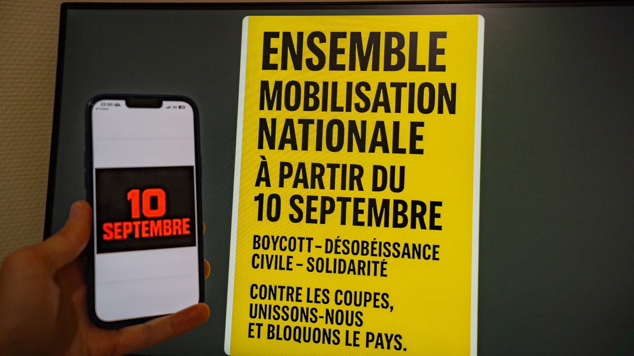 INFO BFM DICI. RÉUNIONS, RASSEMBLEMENTS DEVANT LES MAIRIES... LE MOUVEMENT "BLOQUONS TOUT" S'ORGANISE DANS LES ALPES DU SUD