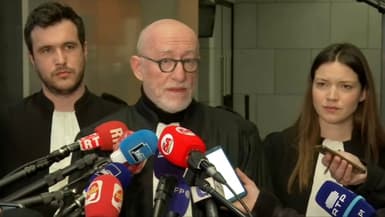 Me Alain Jakubowicz devant la presse à l'issue du procès.
