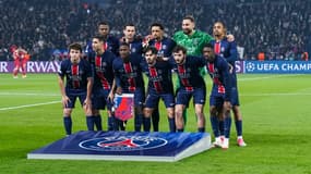 Les joueurs du PSG avant le match aller contre Liverpool, le 5 mars 2025