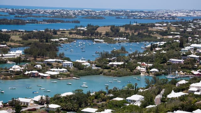 Google et Microsoft stockent leurs bénéfices aux Bermudes