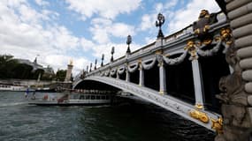 De nombreuses croisières ont lieu sur la Seine.