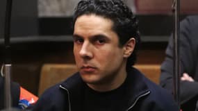 L'accusé Mehdi Nemmouche est photographié lors du verdict du procès de l'attentat du Musée juif de Bruxelles, le 12 mars 2019 au Palais de justice de Bruxelles.