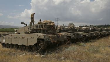 Des tanks israéliens positionnés près de la frontière syrienne, le 9 mai 2018.