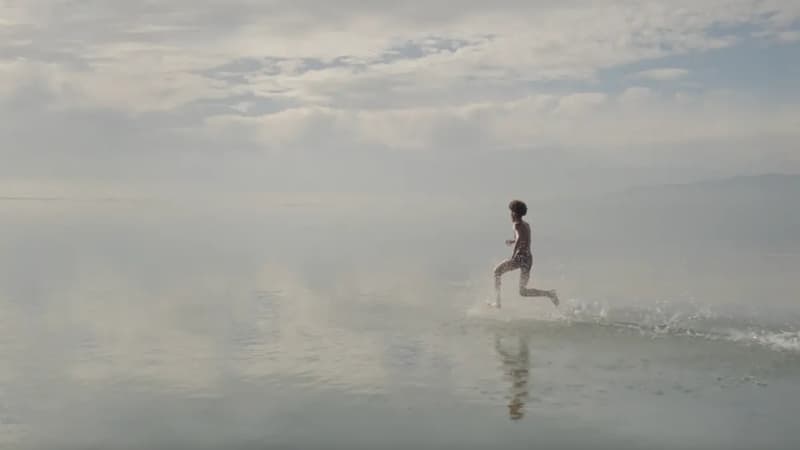 Oasis, Arctic Monkeys, Pulp… Les artistes britanniques se mobilisent pour les enfants victimes de la guerre