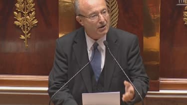 Le député Jacques Bompard a fait mercredi toute une tirade contre l'avortement alors que l'Assemblée nationale s'apprêtait à réaffirmer le droit fondamental à l'IVG.