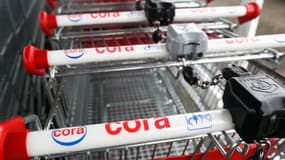 Des caddies de la chaîne d'hypermarchés Cora à Charleroi, le 11 juillet 2014. (Illustration)