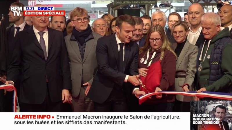 Emmanuel Macron inaugure le Salon de l'agriculture sous les sifflets des agriculteurs en colère