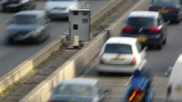 L'attribution des marchés publics des radars automatiques visée par une enquête.