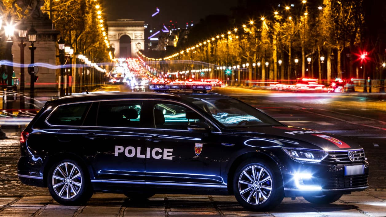 Une livrée plus sombre pour cette Passat GTE
