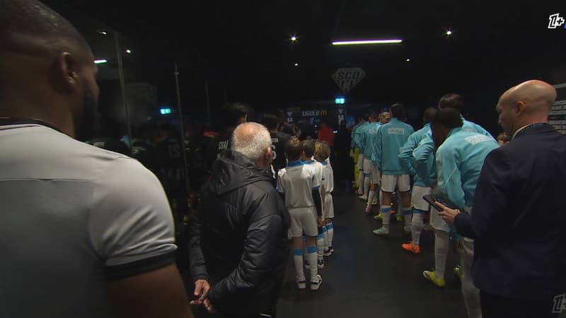 Angers-OM: “On ne va rien donner les gars!”, le préparateur physique du SCO nous refait son discours enflammé dans le couloir