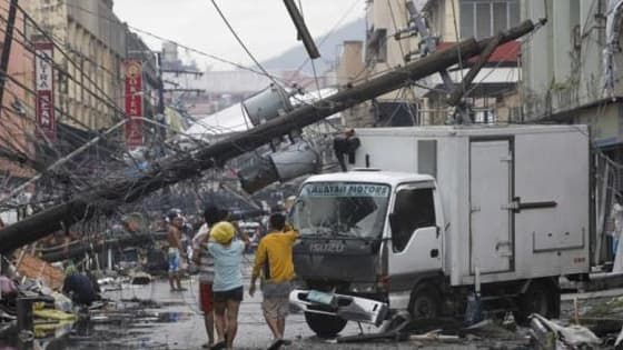 La ville de Tacloban dévastée par le Typhon.