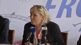 Marine Le Pen vante le bilan du FN, face à des militants déboussolés par les divisions internes