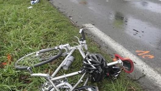 Le nombre de morts sur les routes a légèrement baissé en France en 2011 (3.970 personnes tuées contre 3.992 en 2010) mais la mortalité routière a augmenté de 14,6% en décembre (338 morts), selon un bilan provisoire de la sécurité routière /Photo d'archive