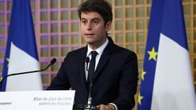 Le Premier ministre Gabriel Attal lors d'une conférence de presse sur les résultats de la lutte contre les fraudes, au ministère de l'Economie et des Finances, le 20 mars 2024 à Paris